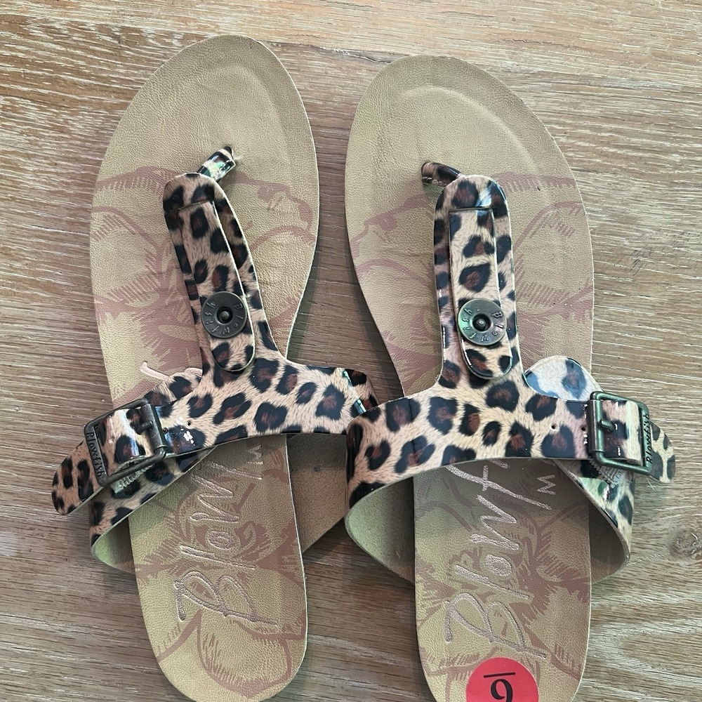 Blowfish Malibu‎ Women's Sandals Size 6 Leopard Strap Buckle